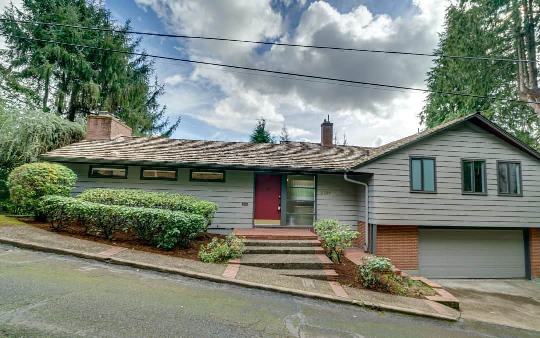Just Listed: Mid-Century Mod in Kings Heights